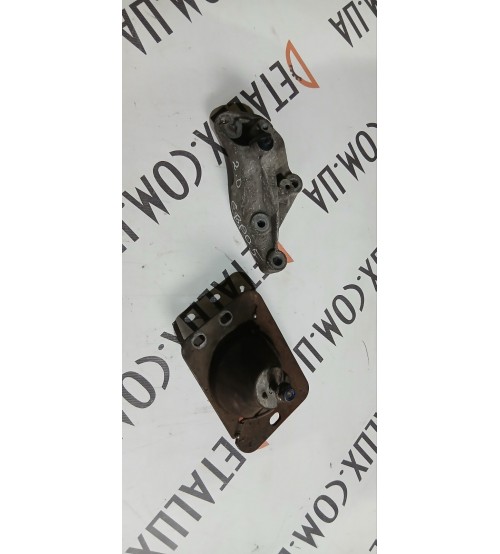 Комплект (кронштейн+подушка) переходу з гідроопори 1.9, 2.0 до 2010 року 8200003825 на надійніший варіант подушки 2.5 та 2.0 після 2010 року 8200411257, 8200049236, 8200818975 Рено Трафік, Опель Віваро, Ніссан Прімастар 2006 — 14 г.в. 2.0cdti, 2.0dci 